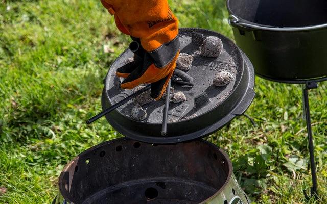 Petromax Deckelheber Für Feuertopf 4 Petromax Deckelheber Für Feuertopf – Bild 2